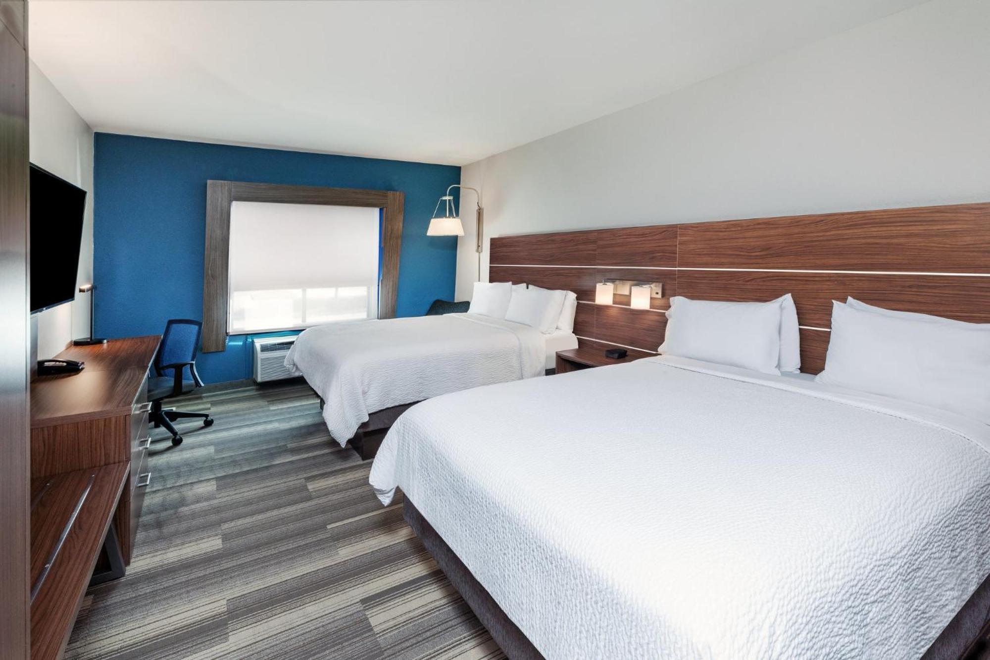 Express & By Ihg Hotel 2*