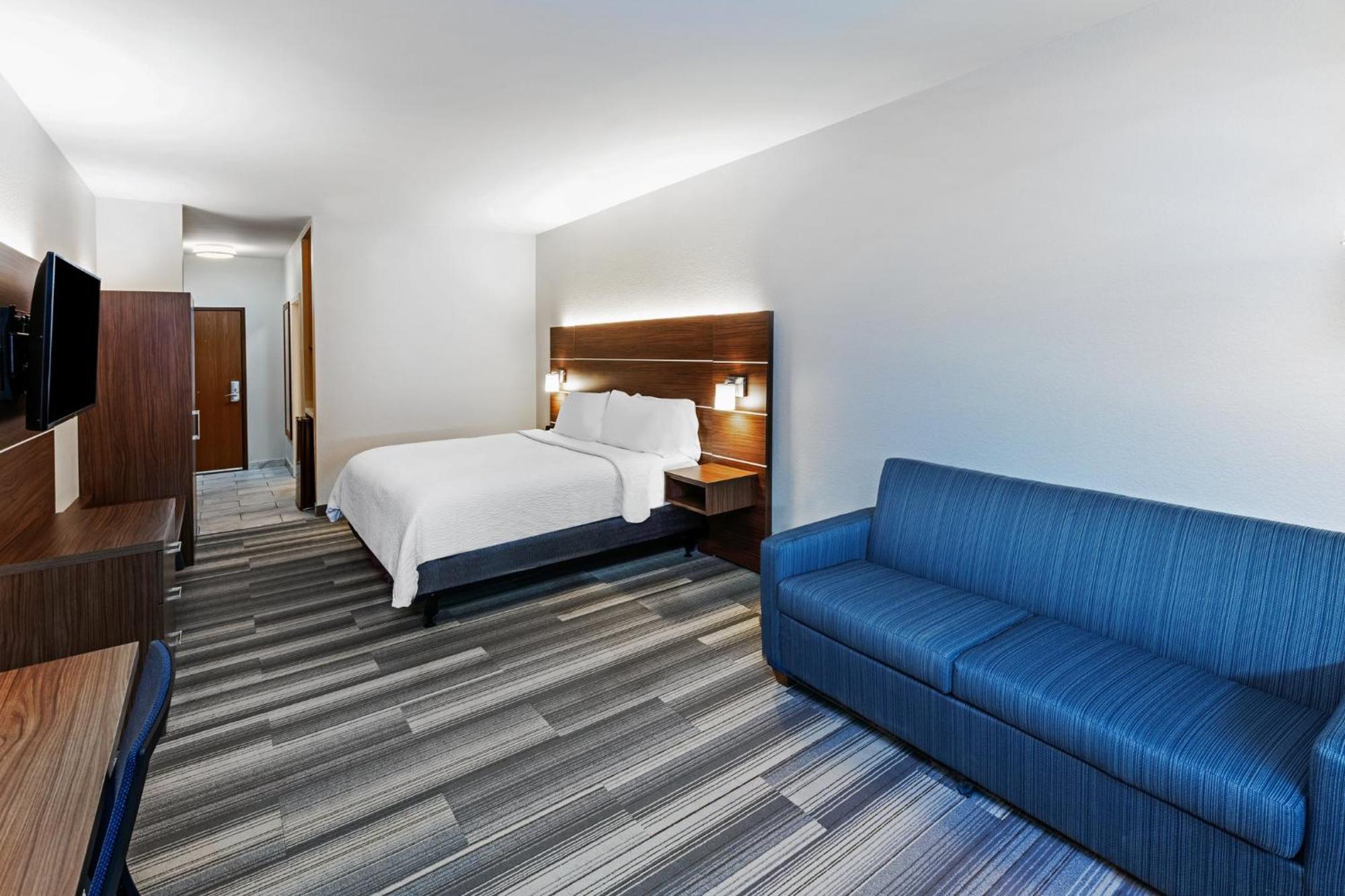 Express & By Ihg Hotel Del Río