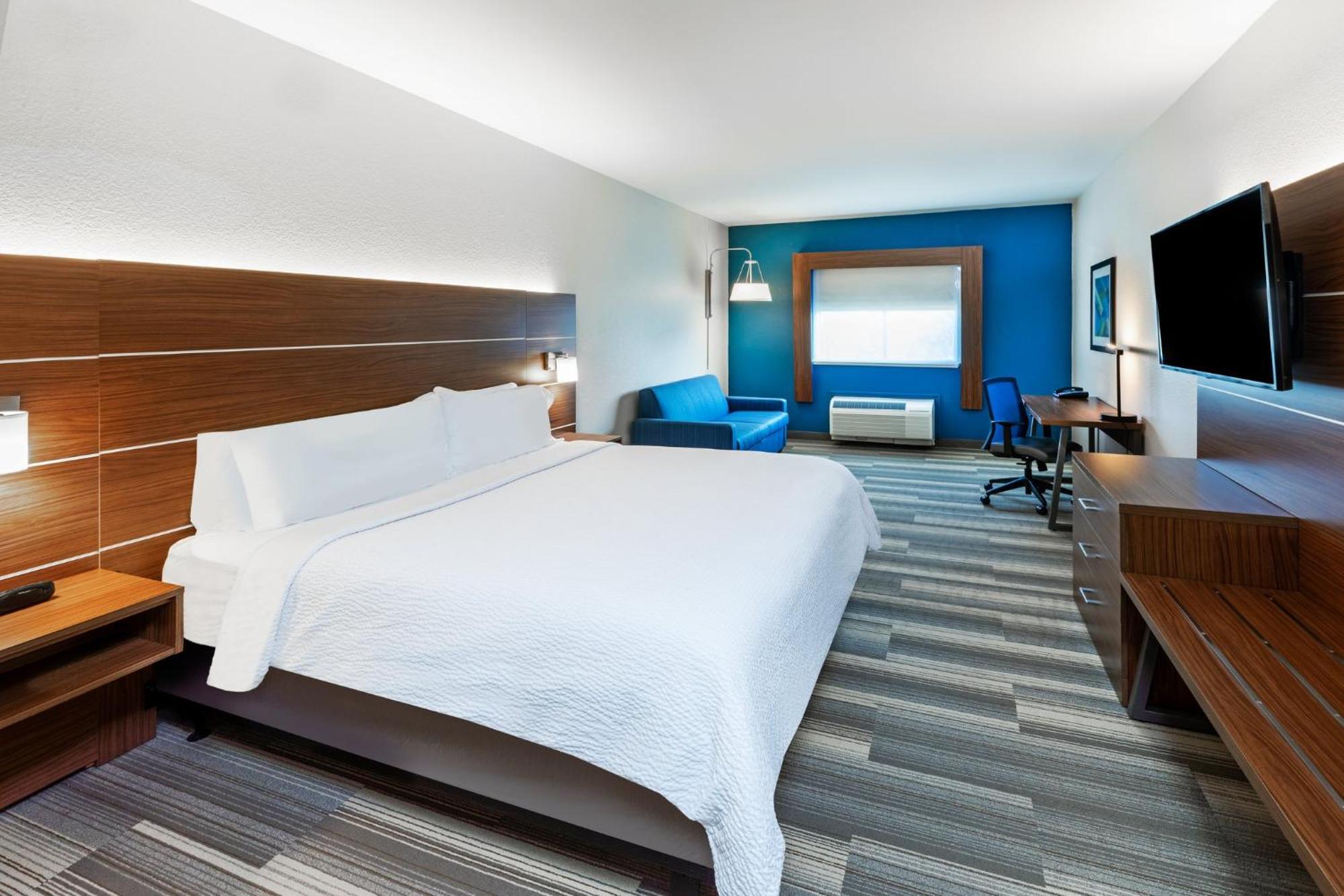 Express & By Ihg 2* Del Río